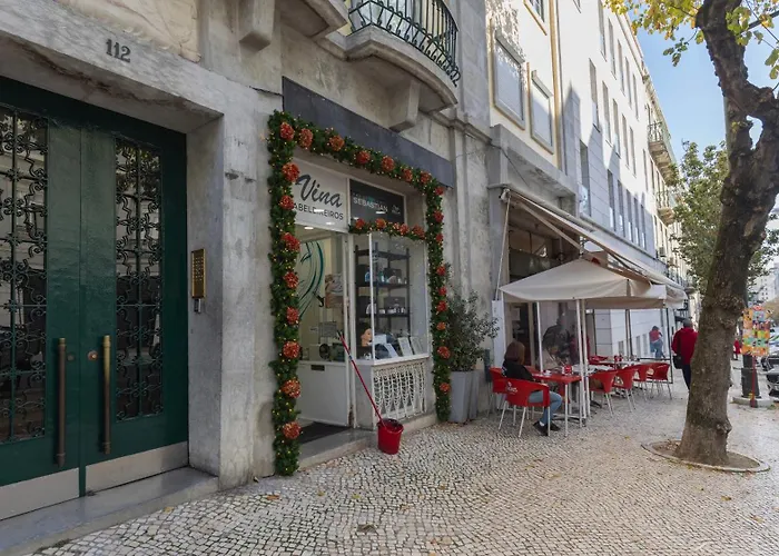 Liberdade Charming Apartment By Lovelystay